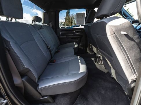 Used 2024 RAM 2500 Big Horn image 36