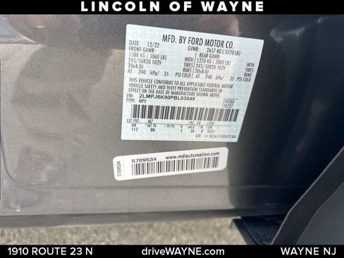 Used 2023 Lincoln Nautilus Reserve AWD/4WD image 26