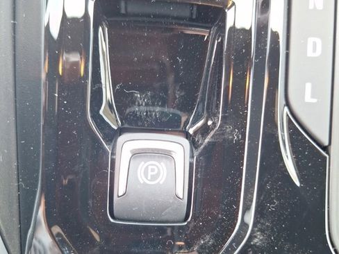 New 2026 Chevrolet Colorado LT image 18