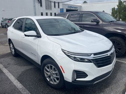 Used 2024 Chevrolet Equinox LT image 1