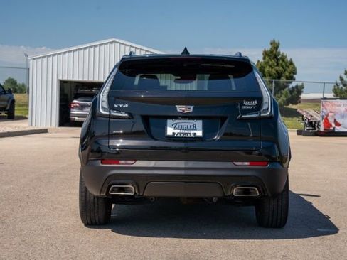 Used 2023 Cadillac XT4 Sport w/ Technology Package AWD/4WD image 6