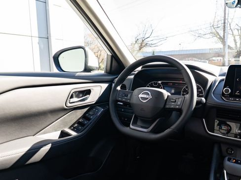 New 2026 Nissan Rogue SV AWD/4WD image 12