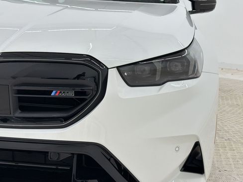 New 2027 BMW M5 w/ Carbon Package AWD/4WD image 11