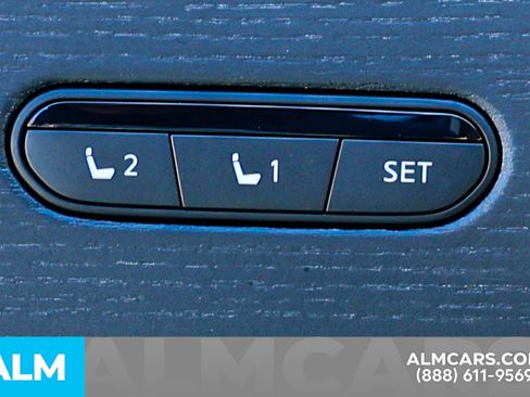 Used 2025 INFINITI QX80 Sensory image 43