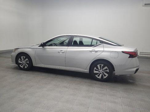 Used 2024 Nissan Altima 2.5 S image 3