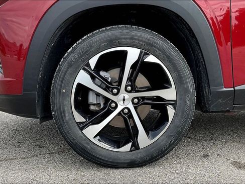 Used 2024 Chevrolet Trax RS FWD image 8