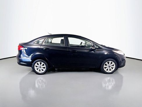 Used 2013 Ford Fiesta SE FWD image 8