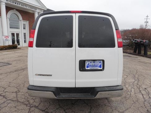 Used 2019 Chevrolet Express 3500 LT w/ LT Preferred Equipment Group image 15