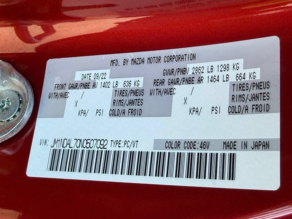 Used 2022 MAZDA MX-5 Miata Club RWD image 35
