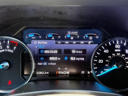 Used 2020 Ford Expedition Max XLT w/ Equipment Group 202A RWD image 26
