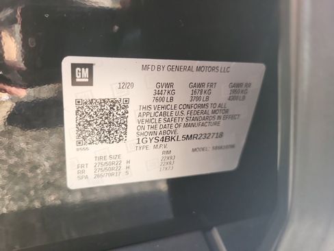 Used 2021 Cadillac Escalade Premium Luxury w/ Performance Package image 35