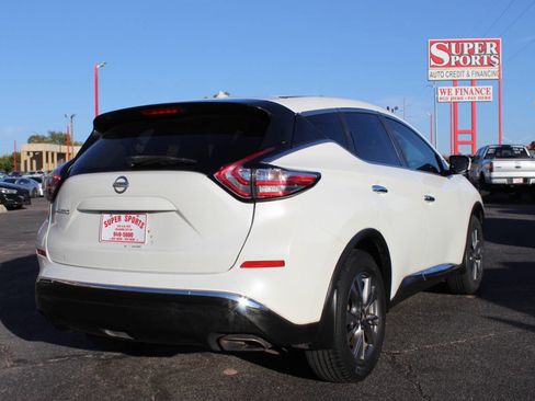 Used 2015 Nissan Murano S image 4