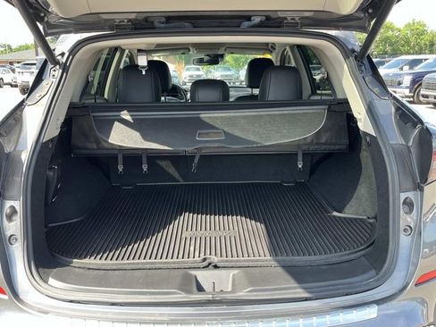 Used 2023 Nissan Murano SL w/ Cargo Package AWD/4WD image 11