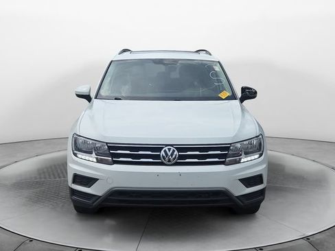 Used 2021 Volkswagen Tiguan SE w/ Panoramic Sunroof Package FWD image 8