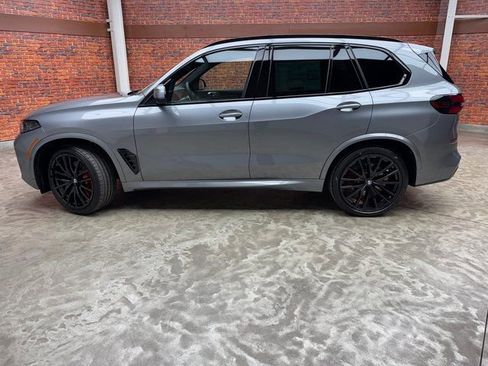 New 2026 BMW X5 xDrive40i w/ M Sport Package AWD/4WD image 2