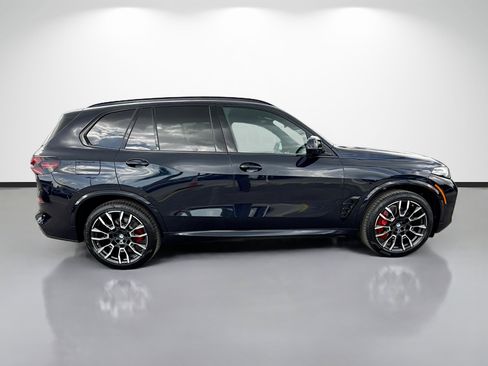 New 2026 BMW X5 xDrive40i w/ M Sport Package AWD/4WD image 2