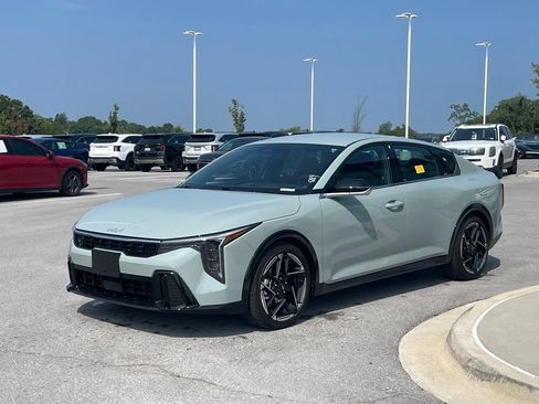 Certified 2025 Kia K4 GT-Line FWD image 4