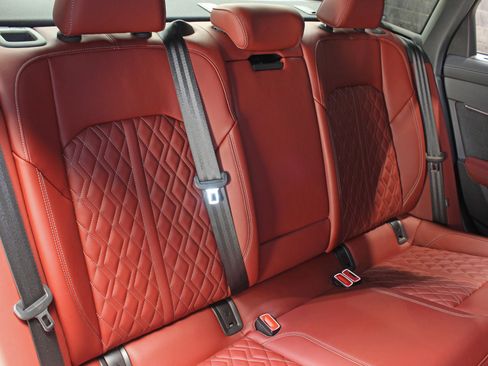 Used 2023 Audi S6 Prestige image 45