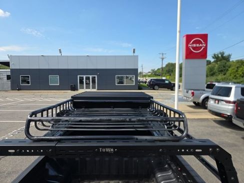 Used 2022 Nissan Frontier S w/ Technology Package AWD/4WD image 7