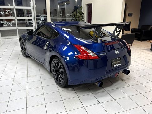 Used 2017 Nissan 370Z Coupe image 3
