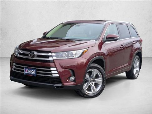 Used 2018 Toyota Highlander Limited image 2