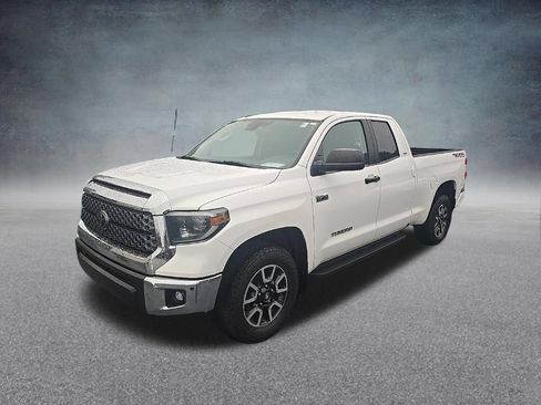Used 2019 Toyota Tundra SR5 w/ TRD Off Road Package AWD/4WD image 4