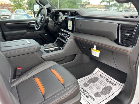 New 2025 GMC Sierra 2500 AT4 w/ AT4 Premium Plus Package image 12