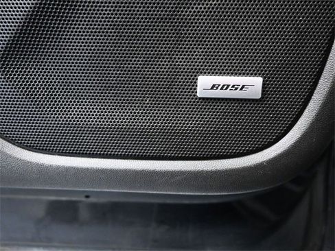 Used 2018 GMC Terrain Denali w/ Advanced Safety Package image 5