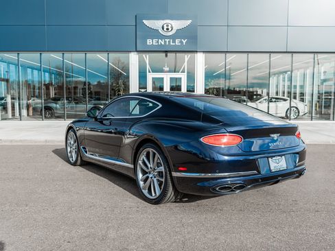 Used 2022 Bentley Continental GT image 8