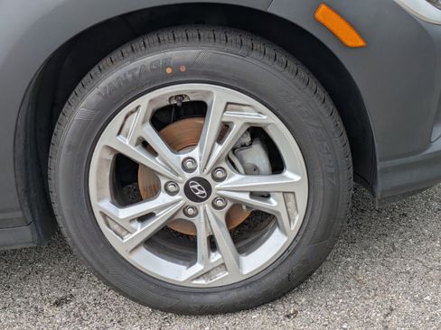 Used 2023 Hyundai Kona SEL w/ Cargo Package image 11