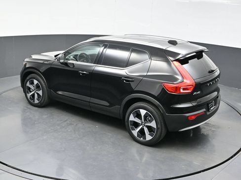 Used 2023 Volvo XC40 B5 Plus w/ Driver Assist Package AWD/4WD image 39