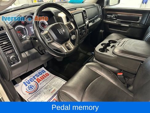 Used 2017 RAM 1500 Laramie w/ Convenience Group image 18