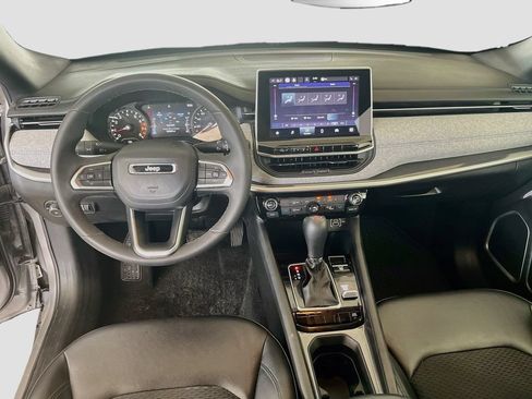Used 2023 Jeep Compass Latitude w/ Convenience Group AWD/4WD image 21