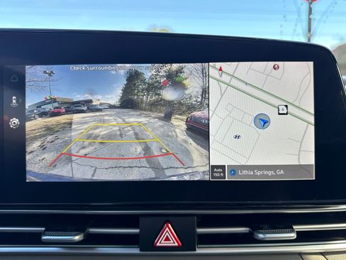 Used 2025 Hyundai Elantra SEL w/ Cargo Package image 29