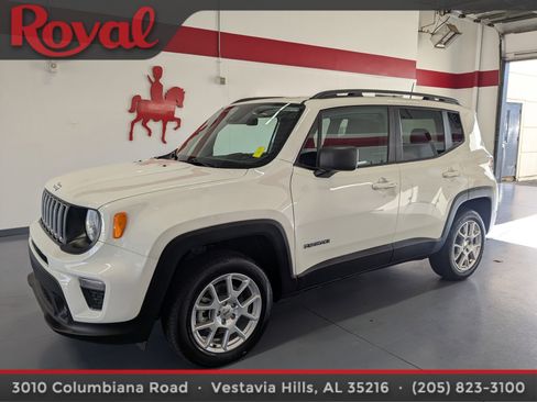 Used 2022 Jeep Renegade Latitude image 1