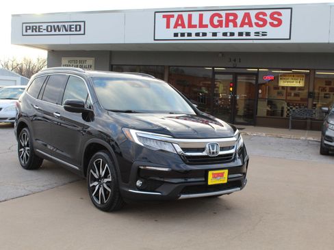 Used 2021 Honda Pilot Touring image 1