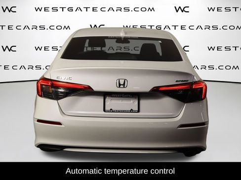 Used 2022 Honda Civic Sport image 4