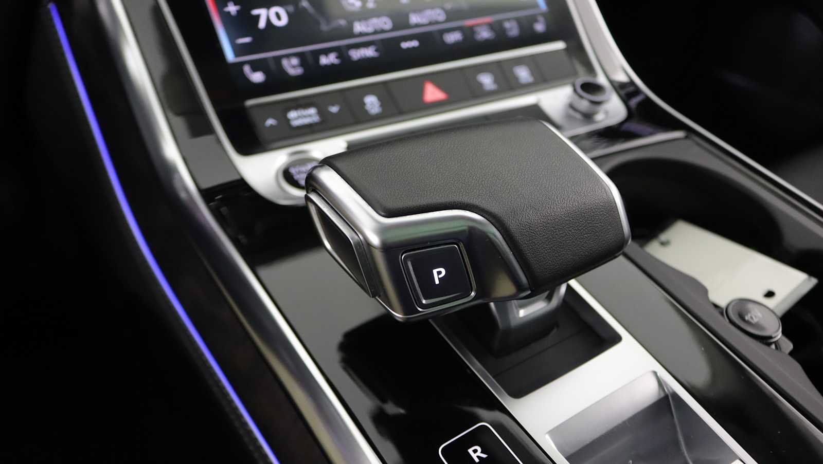 Used 2023 Audi Q8 Premium Plus AWD/4WD image 27
