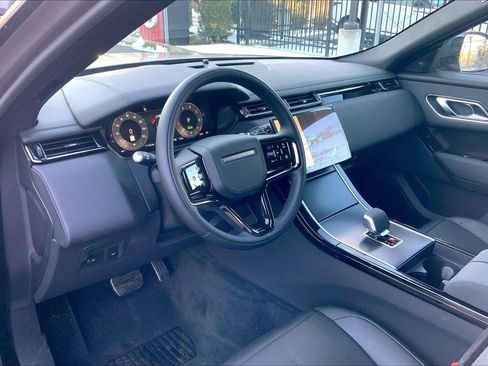 New 2026 Land Rover Range Rover Velar Dynamic SE image 8