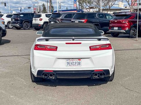Used 2018 Chevrolet Camaro SS w/ LPO, Ground Effects Package image 3