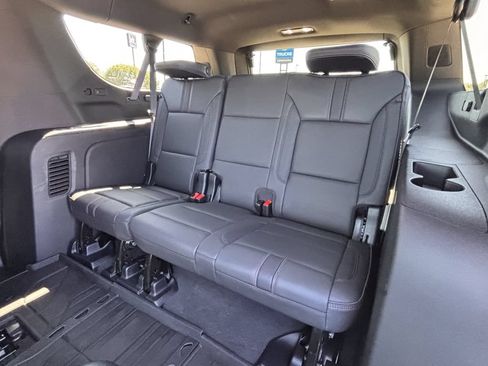New 2026 Chevrolet Suburban RST w/ Comfort Package RWD image 24