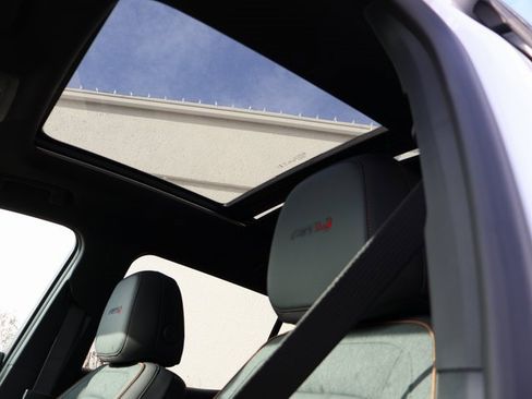 New 2026 GMC Terrain AT4 w/ Convenience Package III image 41