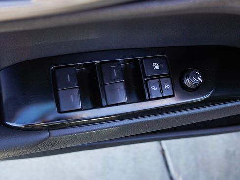 Used 2025 Toyota Camry LE FWD image 19