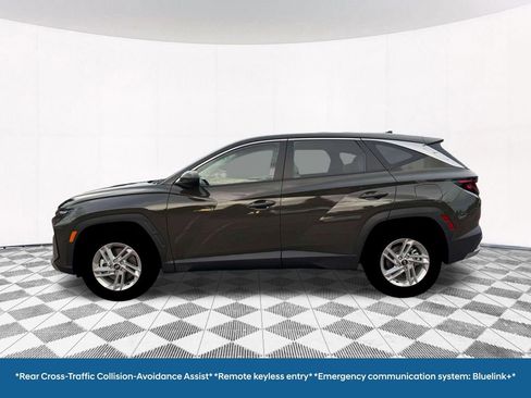 New 2026 Hyundai Tucson SE image 4