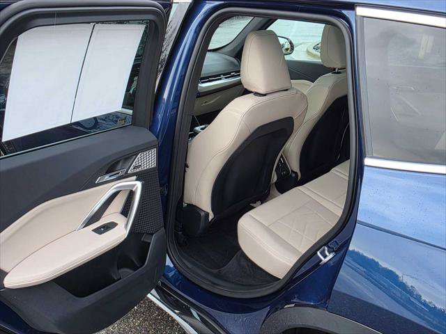 Used 2025 BMW X1 xDrive28i w/ Convenience Package AWD/4WD image 15