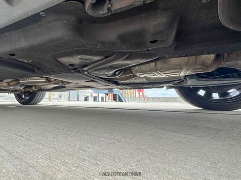 Used 2022 Bentley Bentayga image 56