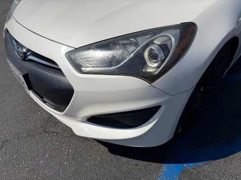 Used 2013 Hyundai Genesis 2.0T image 4