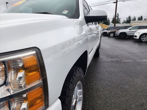 Used 2011 Chevrolet Silverado 1500 LTZ w/ LTZ Plus Package image 28