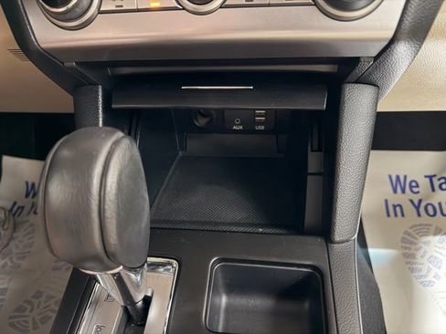 Used 2015 Subaru Outback 2.5i Limited AWD/4WD image 18