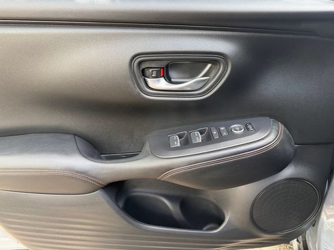 Certified 2025 Honda HR-V Sport image 14